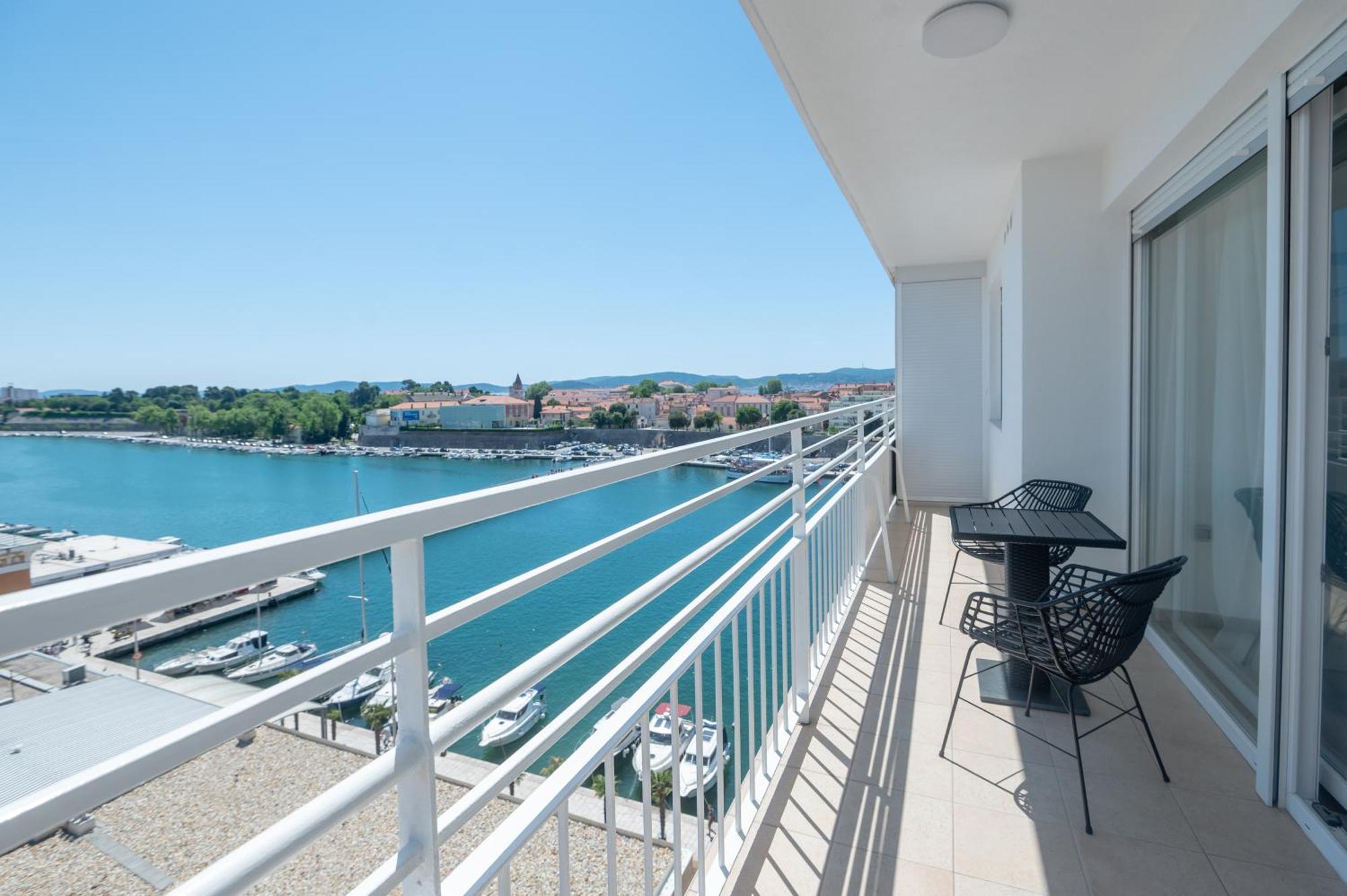 Sea View Mia Apartment Just Renovated Задар Екстериор снимка