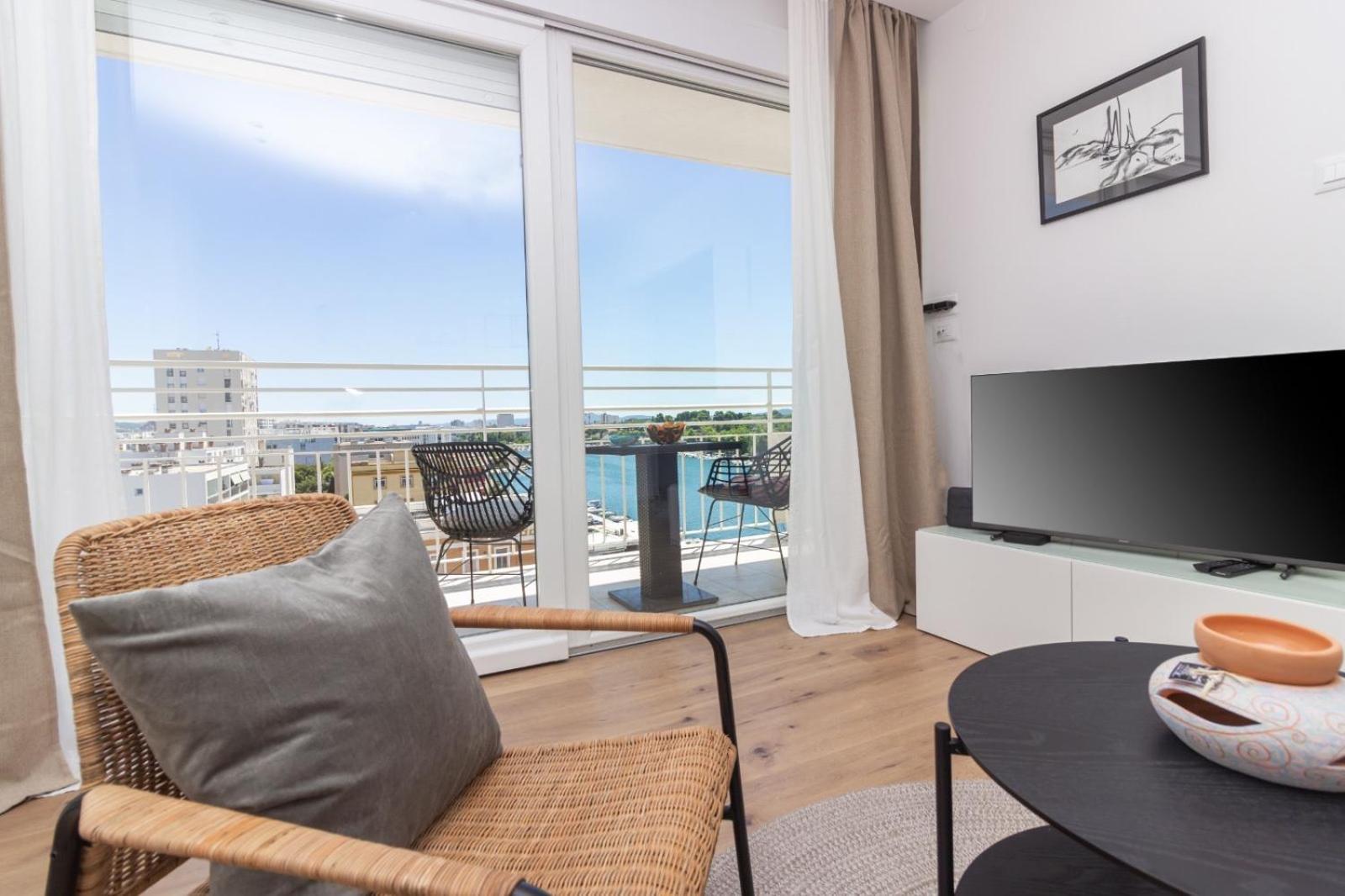 Sea View Mia Apartment Just Renovated Задар Екстериор снимка