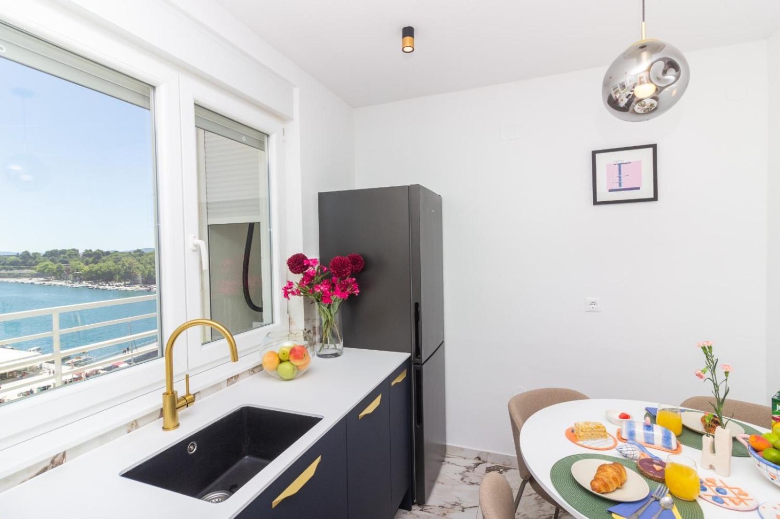 Sea View Mia Apartment Just Renovated Задар Екстериор снимка